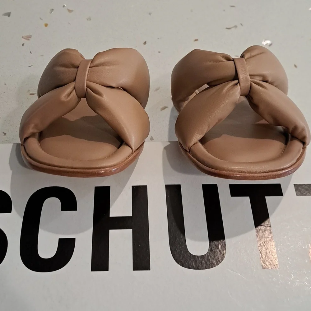 NIB Schutz leather sandals - Picture 2 of 6